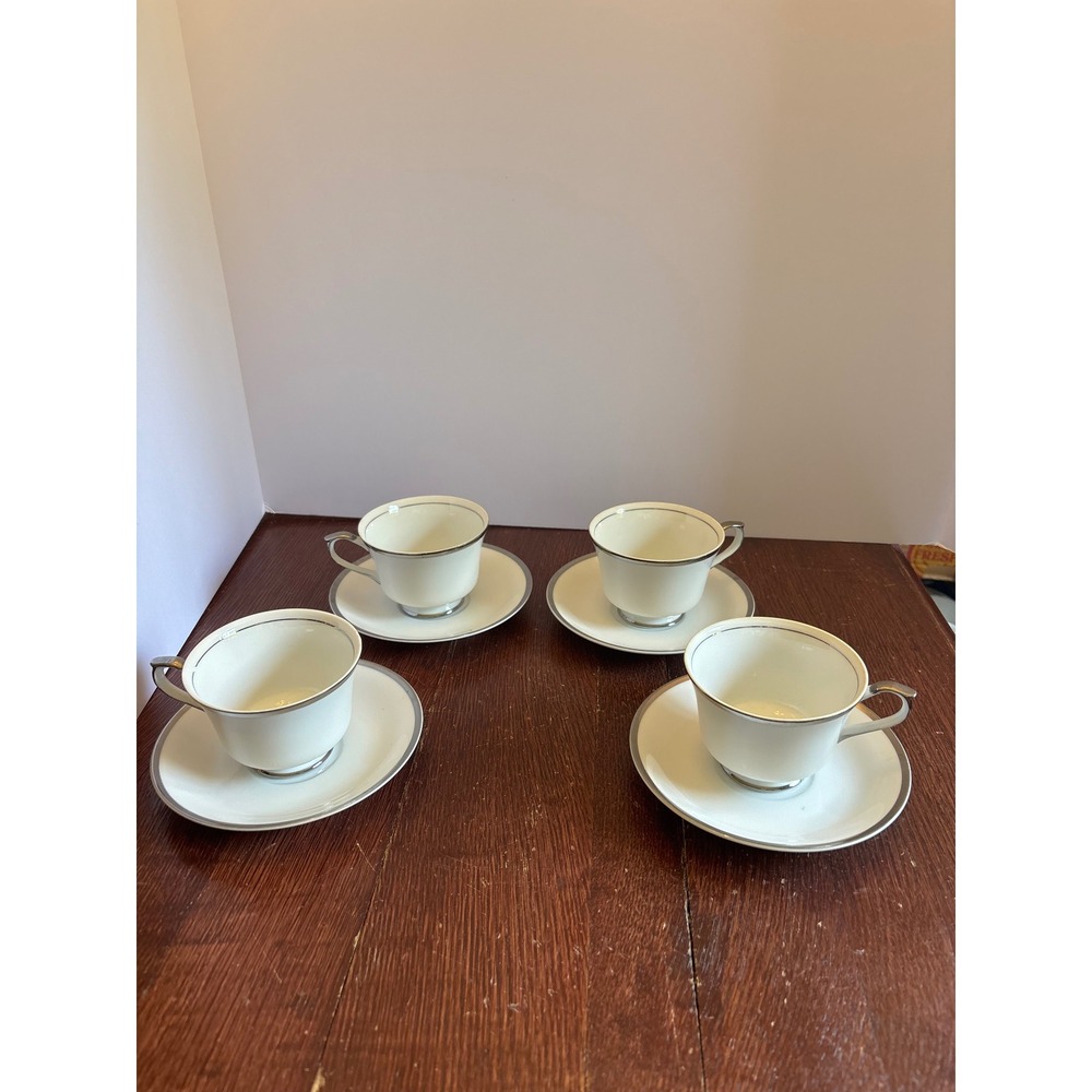 Empress China Modern Era 914 Tea Cup and Saucer Set of 4 White Platinum Trim